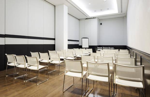 Sala Aula Hotel ILUNION Suites Madrid Madrid