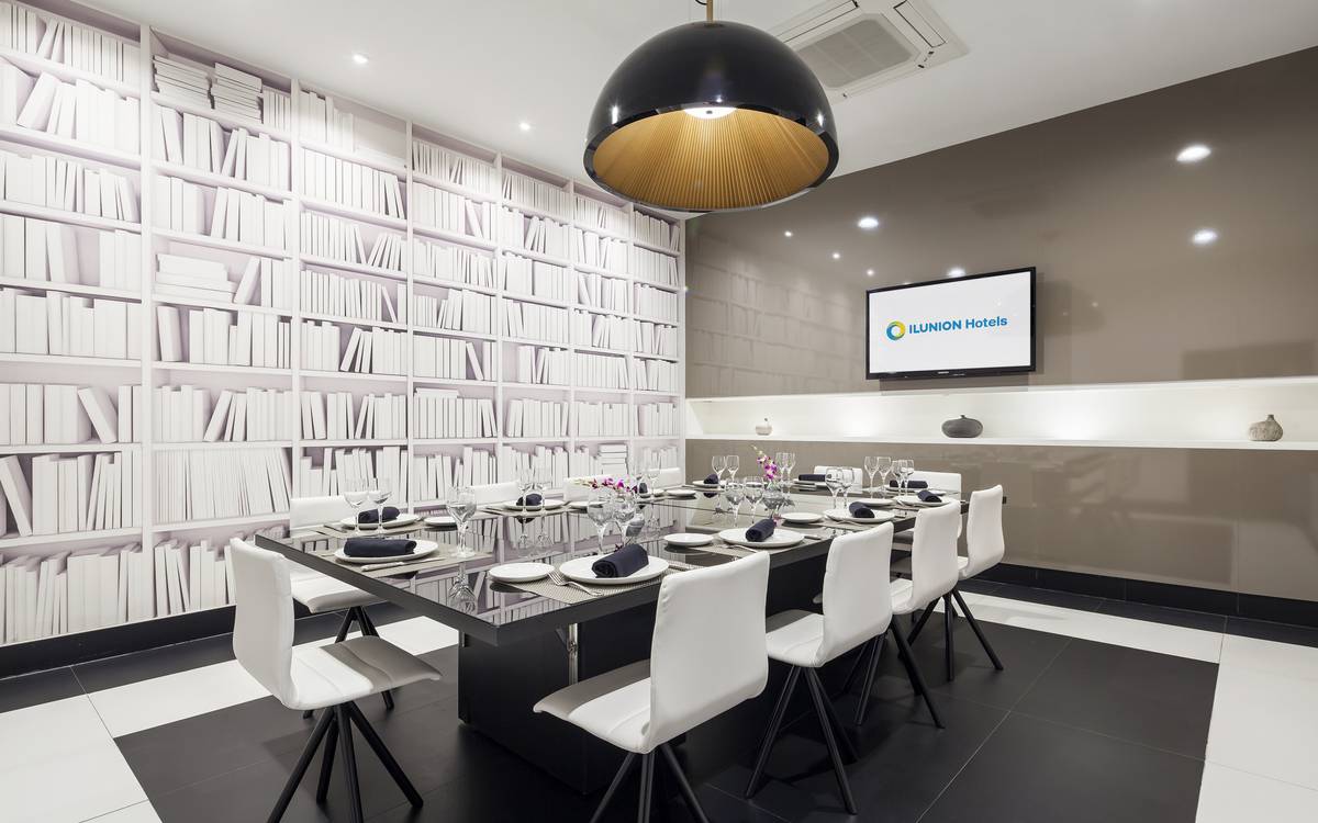 Meeting rooms Hotel ILUNION Suites Madrid Meeting rooms Hotel ILUNION Suites Madrid
